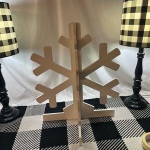 Elegant Cream Wooden Snowflake Decor